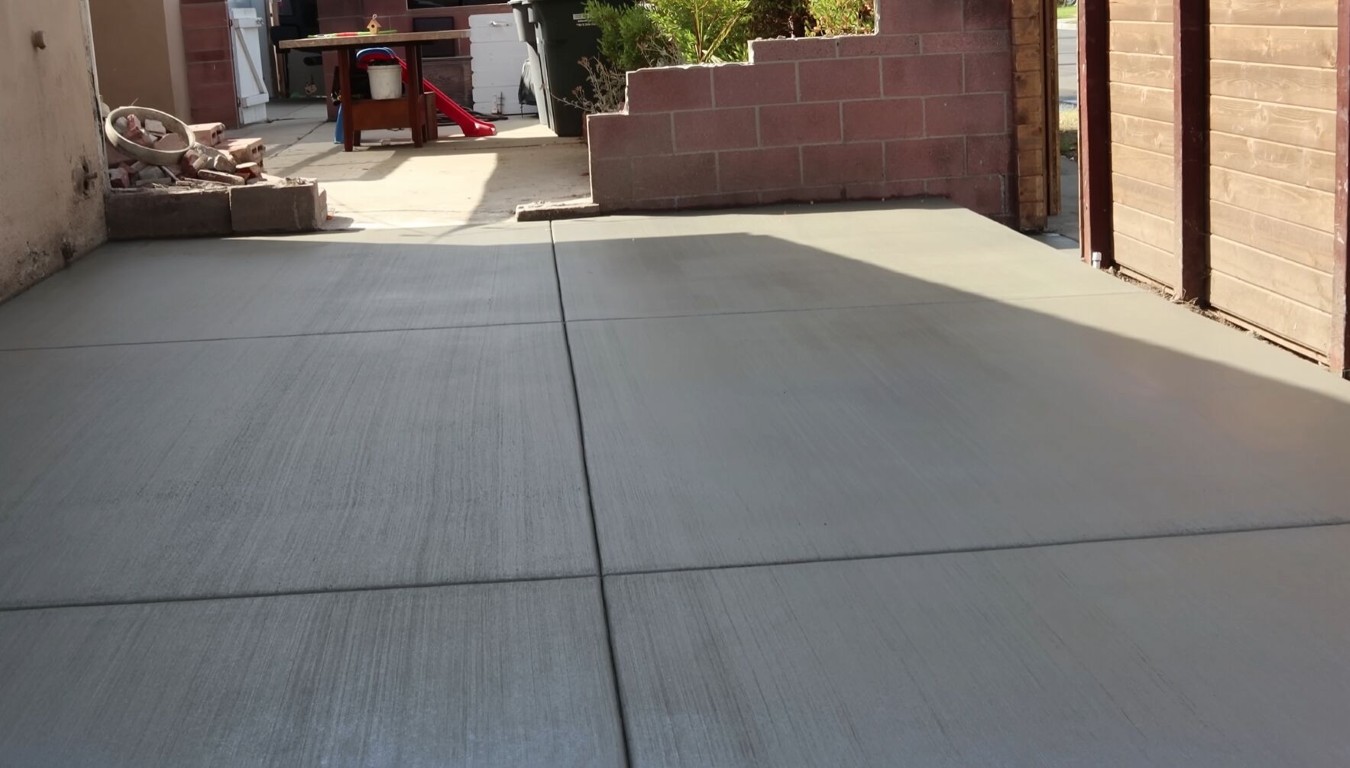 Commercial concrete services in Holly Springs, NC